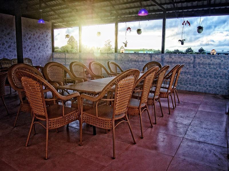 Hotel 99 Pyin Oo Lwin Buitenkant foto