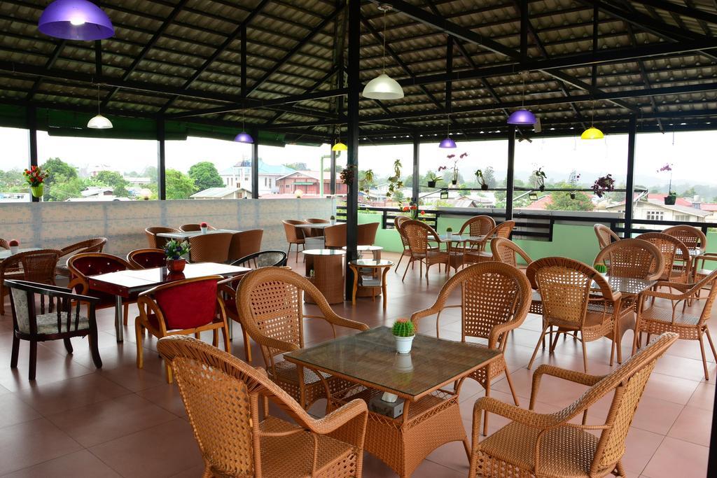Hotel 99 Pyin Oo Lwin Buitenkant foto