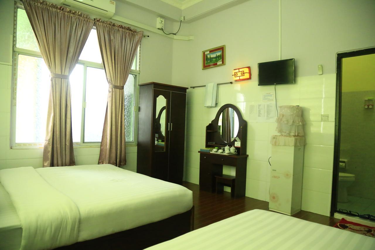 Hotel 99 Pyin Oo Lwin Buitenkant foto