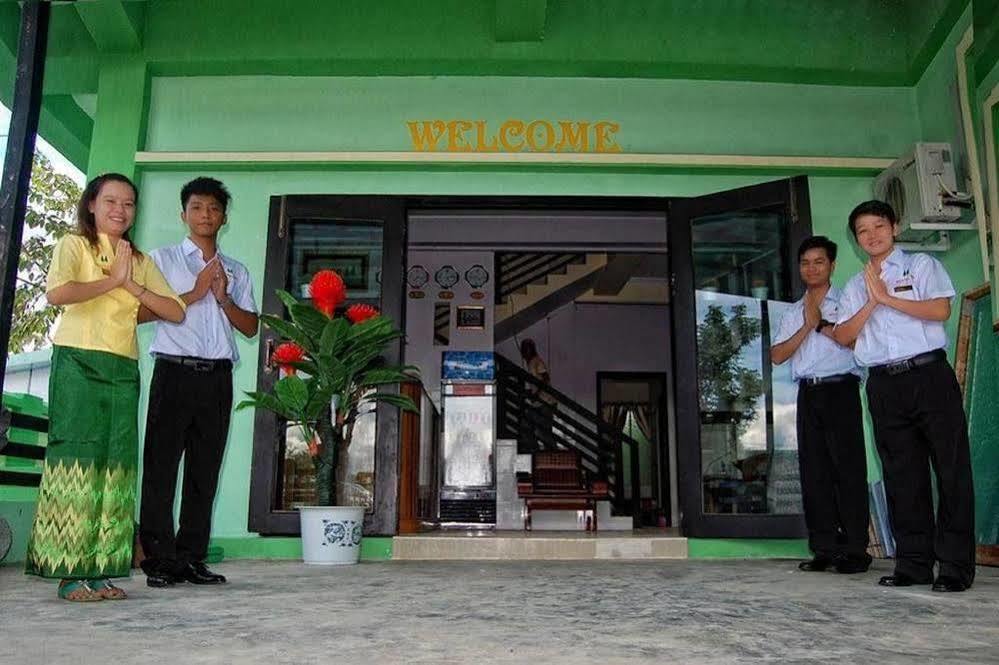 Hotel 99 Pyin Oo Lwin Buitenkant foto